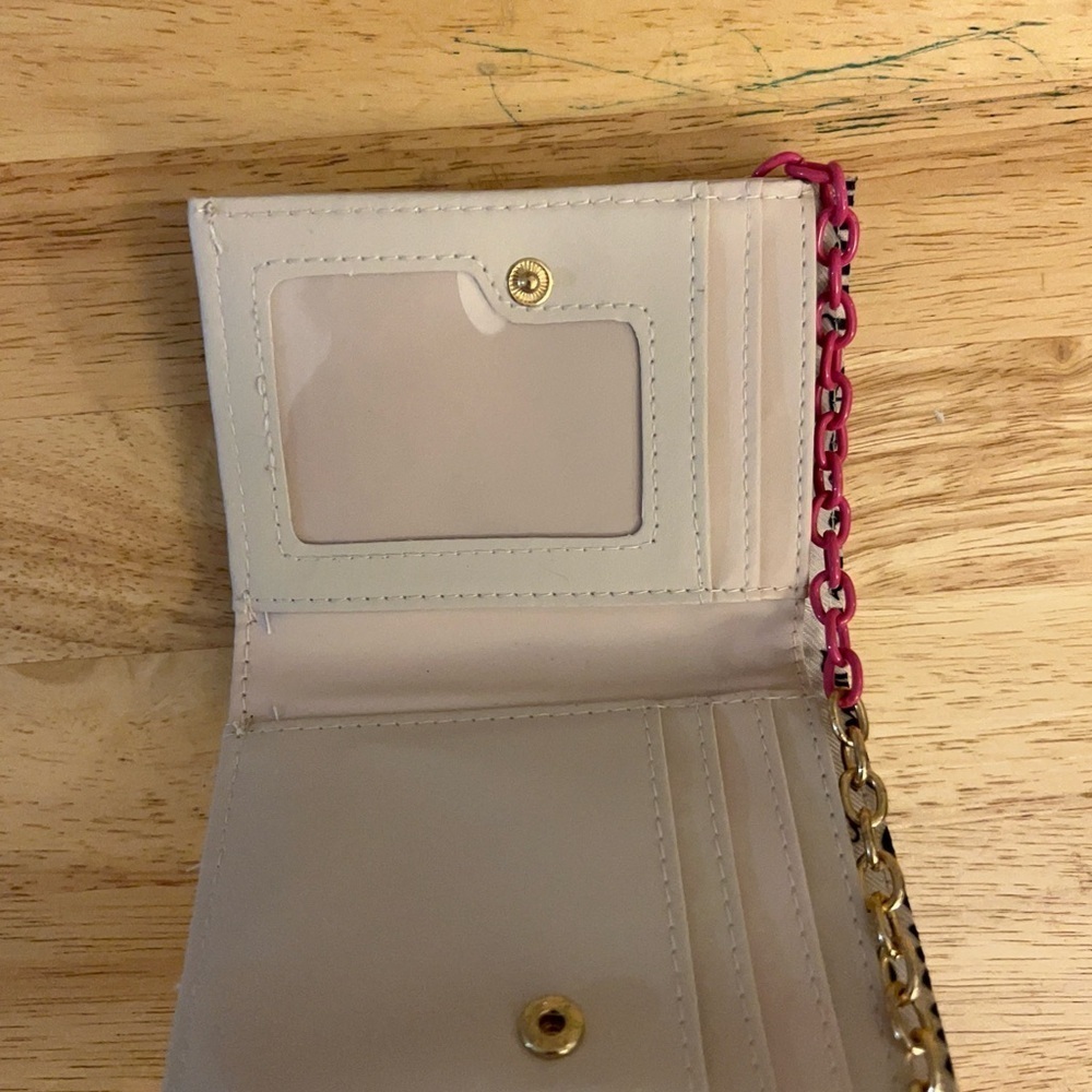 Juicy Couture “Can't Tame Her" bifold wallet with a pullout card holder. - Picture 8 of 16